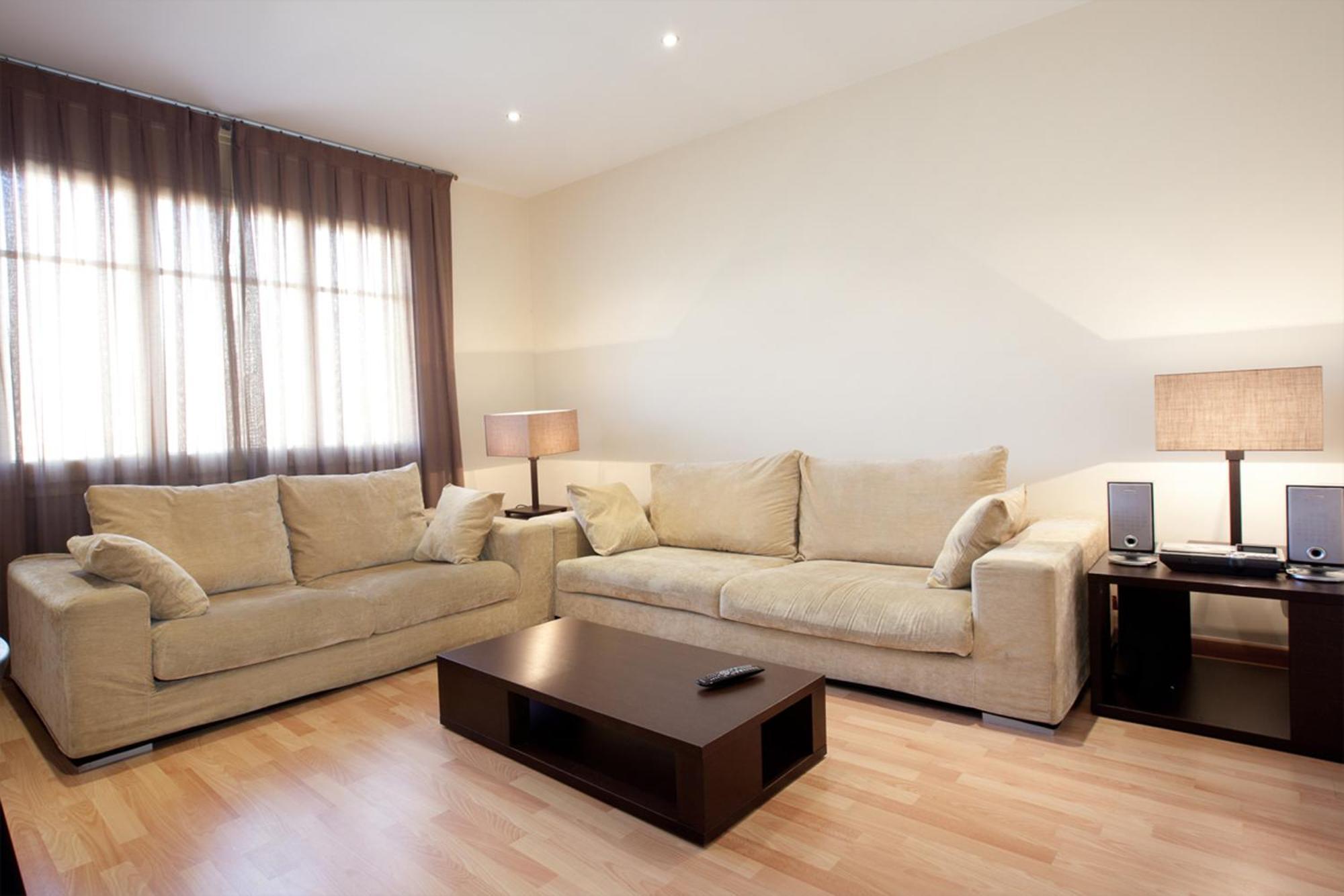 Rius - Apartments & One Penthouse With Private Terrace In Montjuic — Photos 1